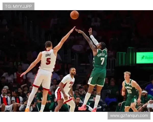 四将离队双核拖累，NBA 超巨有望逃离解体雄鹿