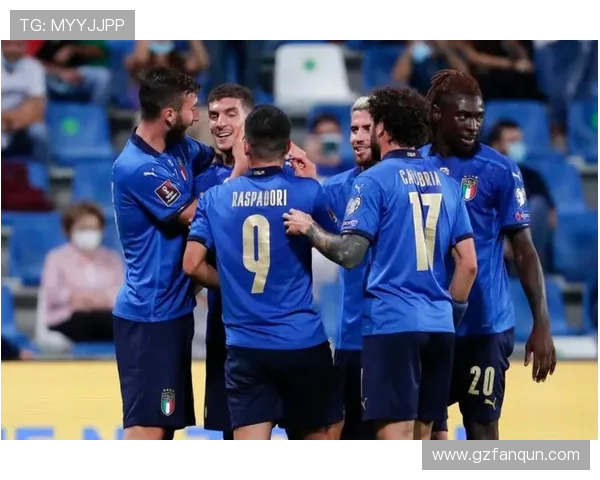 梅西赛后拥抱旧队友：巴黎仍是冠军之师，我们的情谊从未改变