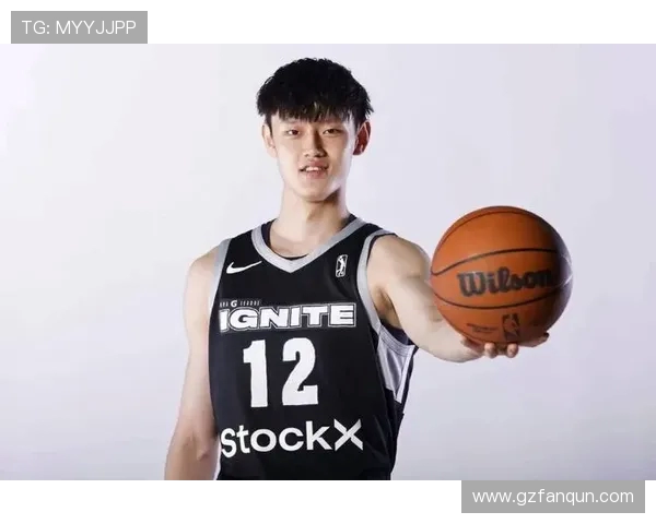 苏群解析曾凡博 NBA 前景:语言无忧,锋线竞争白热化下的生存之道 苏群解析曾凡博 NBA 前景:语言无忧,锋线竞争白热化下的生存之道